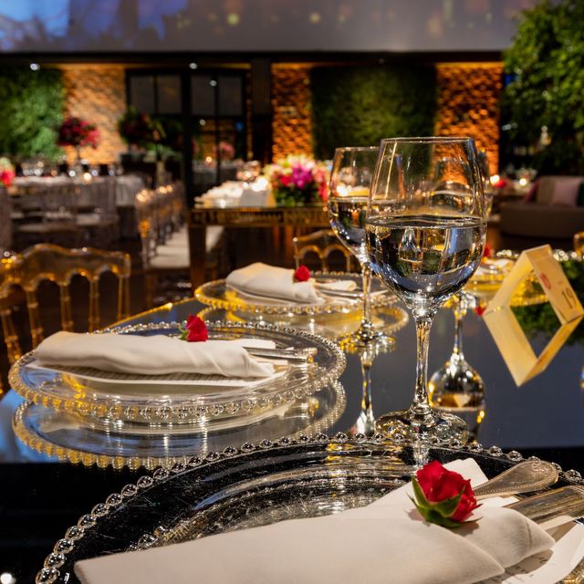 A formal gala table